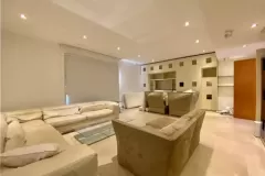 🏡