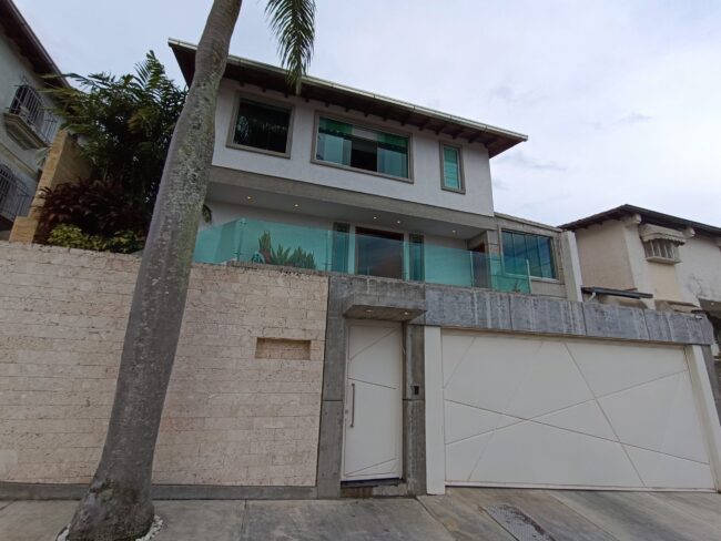 CASA EN LOS NARANJOS DEL CAFETAL SUR 11